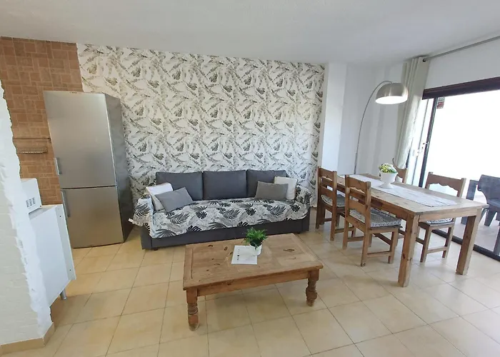 Wonderful Apartment With Pool And Wi-Fi